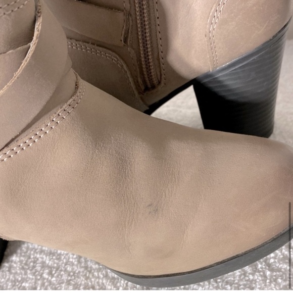 Rockport Tan Leather Chunky Heel Round Toe Ankle Boots Booties 5 - Picture 9 of 14